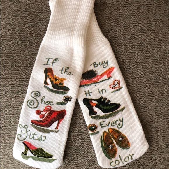 Shoe Lover’s Socks! Socks say: “if the shoe fits,” “buy it in every color” NWT - Picture 5 of 5